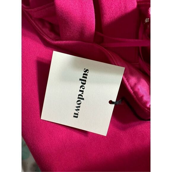 Superdown REVOLVE Brylee Cut out Jumpsuit in Hot Pink M NWT FLAW - Picture 4 of 6